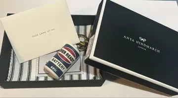 새상품 ANYAHINDMARCH 안야 힌드마치 BatteryCharm