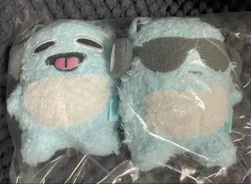 블루 햄햄 부드럽게 누워있는 봉제 인형