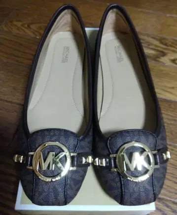 미사용 새상품 MICHEL KORS 여성용 펌프스