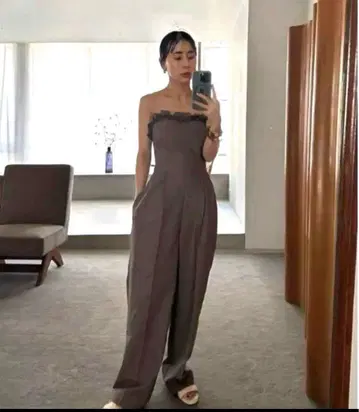 아메리 빈티지 미디어 2웨이 프릴 롬퍼