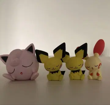 어깨 쿵 fig. 포켓몬 2 가챠