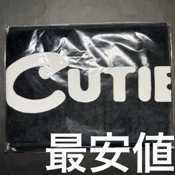CUTIE STREET 스테디셀러 타월 초기 굿즈
