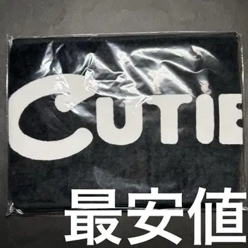 CUTIE STREET 스테디셀러 타월 초기 굿즈