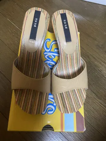 Skechers 베이지 우드 샌들 힐 22.0