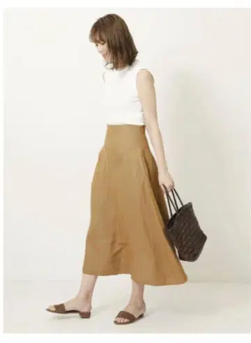 YLEVE LINEN FLARE 이레브 린넨 플레어 스커트 사이즈 1