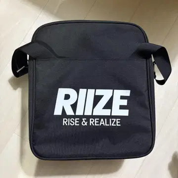 RIIZE 펜미 백 숄더백