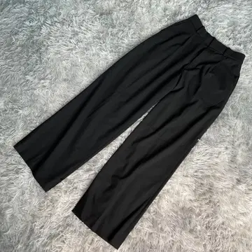 유니클로 턱 와이드 팬츠 센터 프레스 블랙 여성 S