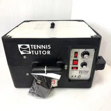 TENNIS TUTOR 테니스 자동 공 던지기 연습기