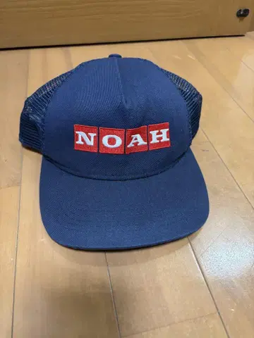 NOAH 네이비 메쉬 캡