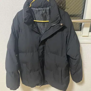 블랙 다운 자켓 후드 부착