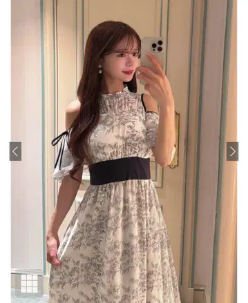 오픈 숄더 리본 꽃무늬 플레어 원피스 [pm586]