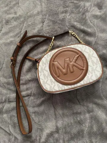 Michael Kors 숄더백 화이트/브라운