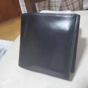 이비자 가죽 접이식 지갑