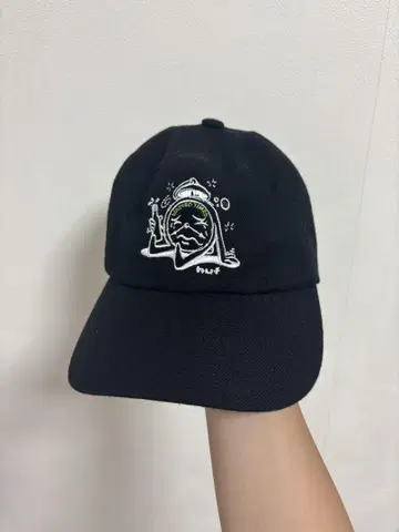 HUF 블랙 캡