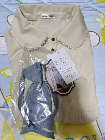넥타이 반팔 블라우스 클라로리 쿠루미 시마무라 상의