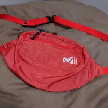 밀레 MILLET 힙색 바디백 오렌지 계열