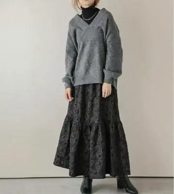 새상품급 라지엠 자카드 티어드 레이스 꽃무늬 롱 스커트