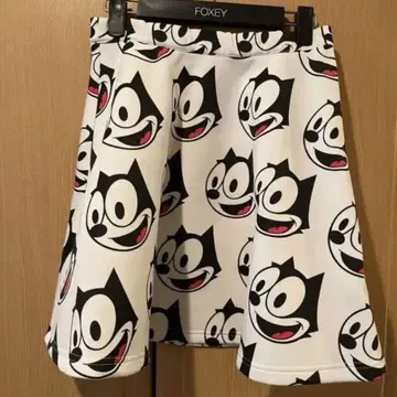 조이리치 JOYRICH felix 콜라보 스커트