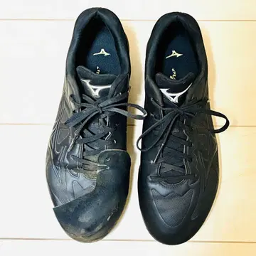 Mizuno 블랙 야구 스파이크 오른손잡이 P 가죽