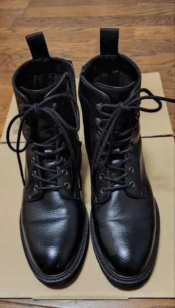 H&M 가죽 부츠 레이스업 블랙