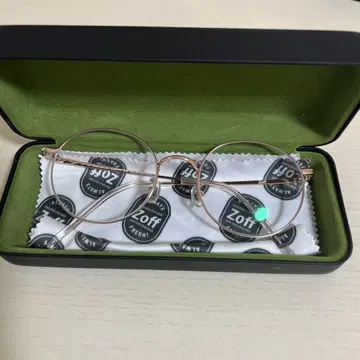Zoff 로즈 골드 자외선 99% 컷 안경 케이스 포함
