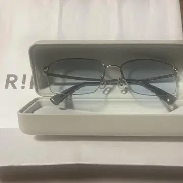 JINS 무테 안경