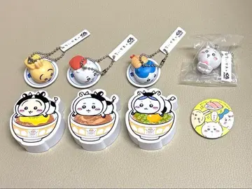 치이카와 (먼작귀) 쿠라스시 피규어 + 캔뱃지 & 스키야 마그넷