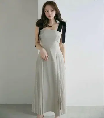 andmary Ann ribbon pleats dress 앤드 마리