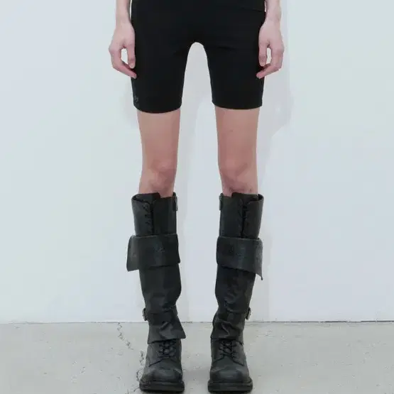 パンツ Bohemian seoul biker short pants BOHEMIAN SEOUL | 보헤미안서울 New Bohemian Seoul Cut-out