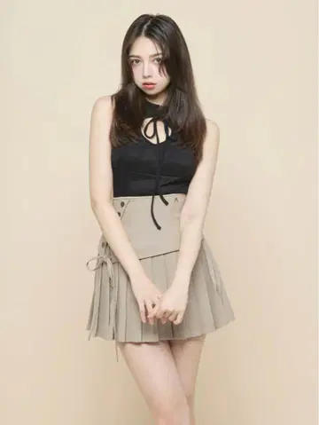 앤드메리 제이드 하이웨이스트 미니 스커트 베이지