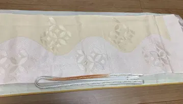 새상품 라이트 핑크와 크림색 오비 장식 천과 허리띠 세트