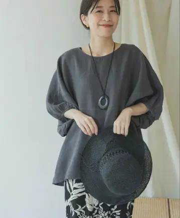 어반 리서치 도어스 린넨 반팔 블라우스