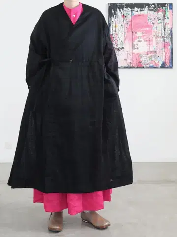 힘카시 현 사리게나쿠 워셔블 오간자 실크 린넨 카슈쿨 원피스 블랙