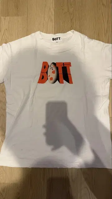 BOTT 티셔츠 L 화이트 그래픽 프린트