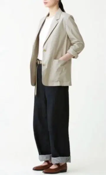 [ 기간 한정 가격 인하 ] 마가렛호웰 코튼 트윌 셔츠 자켓