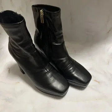 RANDA의 부츠