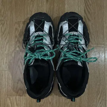 텍스처 밑창 스니커즈 자라 스니커즈 43 28cm