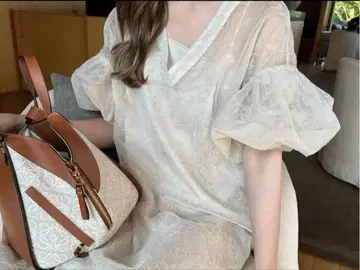 정가 23400 Acka 쉬어 루즈 원피스 베이지