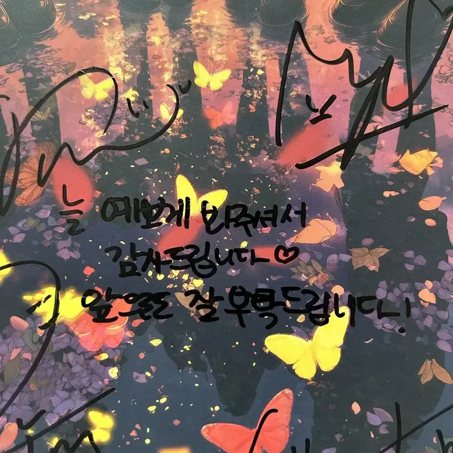 QWER サイン入りチェキ 사인이 들어간 체키 QWER サイン入りチェキ 사인이 들어간 체키 アイドル