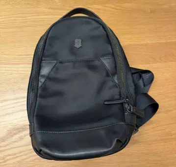 Victrinox 빅토리녹스 Alox Nero 슬링 백 5L