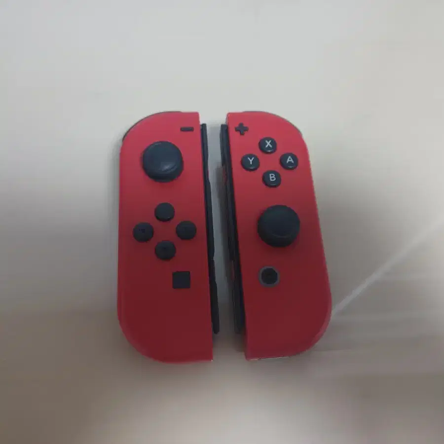 닌텐도 스위치 조이콘 레드