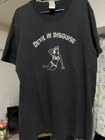 DRY BONES DEVIL IN DISGUISE 티셔츠 L 사이즈