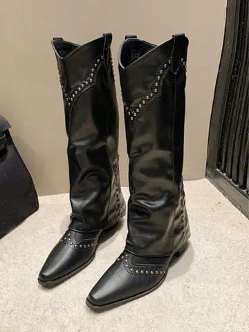 shein 스터드가 달린 블랙 웨스턴 부츠