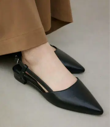 moussy 백 오픈 로우 힐 펌프스 블랙