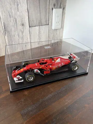 타미야 페라리 F1 SF70H 완제품 투명 케이스 포함