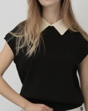 SALOON 살롱 카라 부착 펄 버튼 프렌치 슬리브 니트