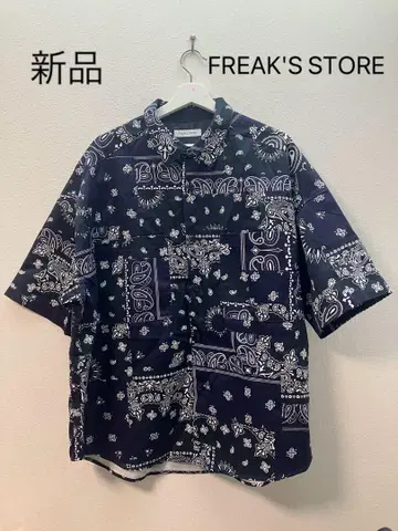 새상품 FREAK'S STORE 반팔 셔츠 네이비