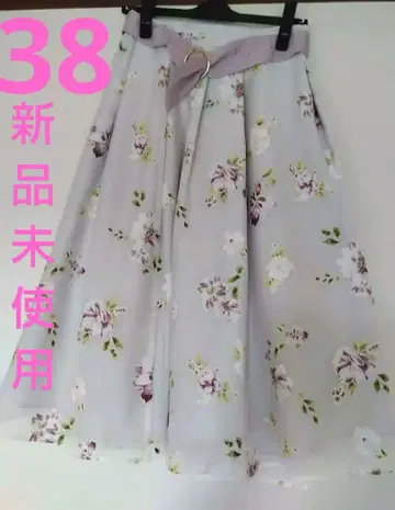 미사용 새상품 꽃무늬 스커트