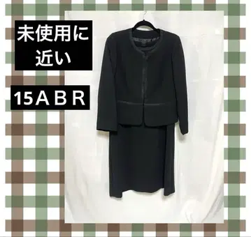 미사용에 가까운 15ABR 빅 사이즈 블랙 수트 자켓과 원피스