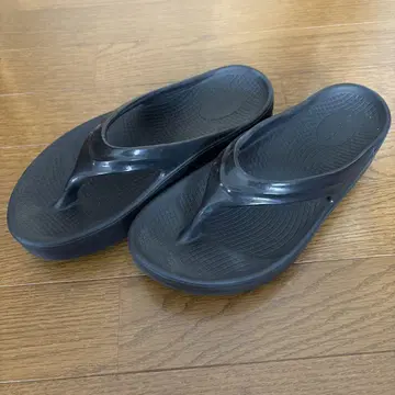 우포스 샌들 블랙